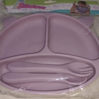 Plato con cubiertos